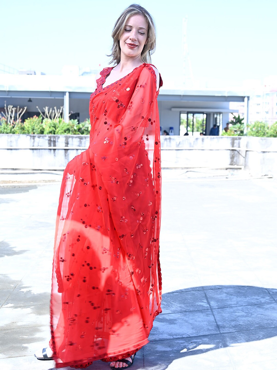 

ODETTE Embellished Sequinned Saree, Red