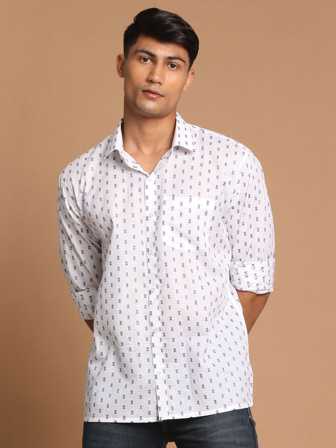 

VASTRAMAY Men White Premium Micro Ditsy Printed Casual Shirt