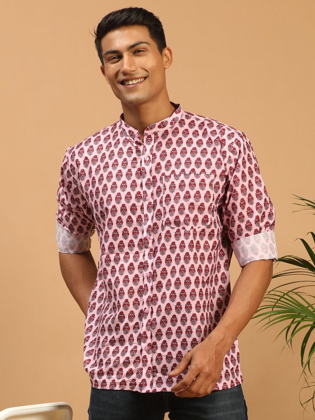 

VASTRAMAY Men Premium Printed Casual Shirt, Pink