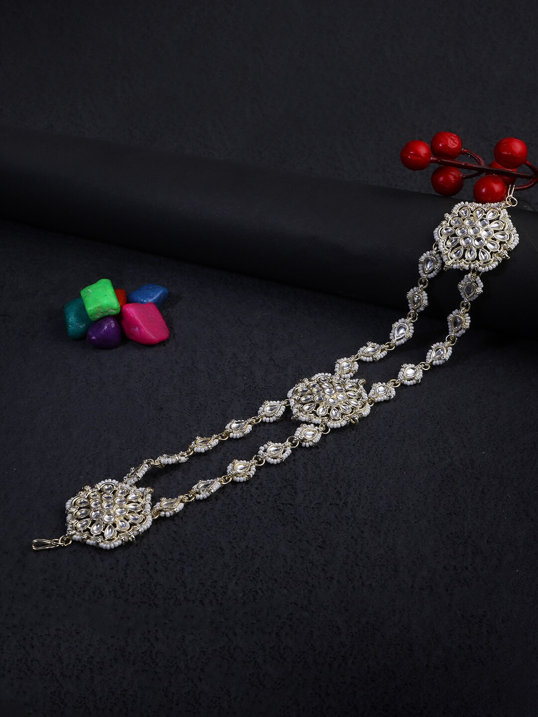 

Adwitiya Collection Women Gold-Plated Kundan Stone-Studded Pearl Beaded Matha Patti, White