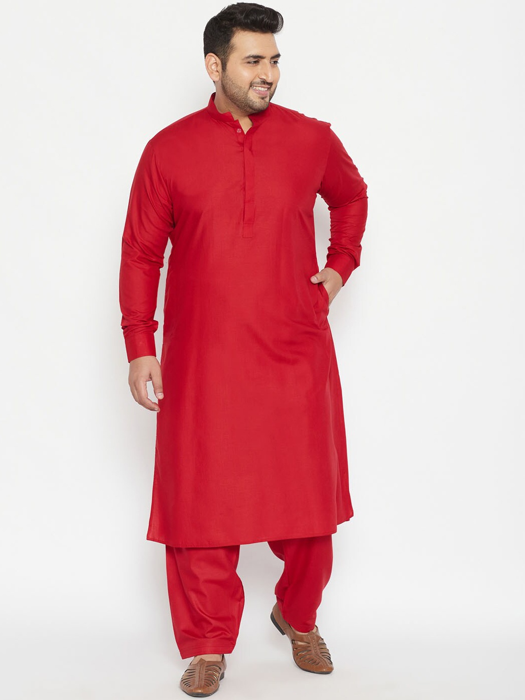 

VASTRAMAY PLUS Men Plus Size Mandarin Collar Kurta with Pyjama, Red