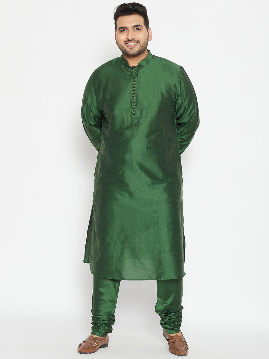

VASTRAMAY PLUS Men Plus Size Kurta With Churidar, Green