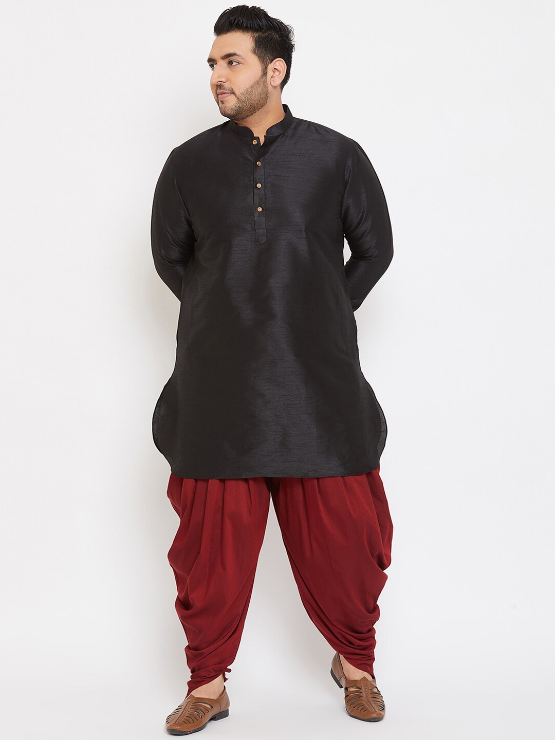 

VASTRAMAY PLUS Men Kurta With Dhoti Pants, Black