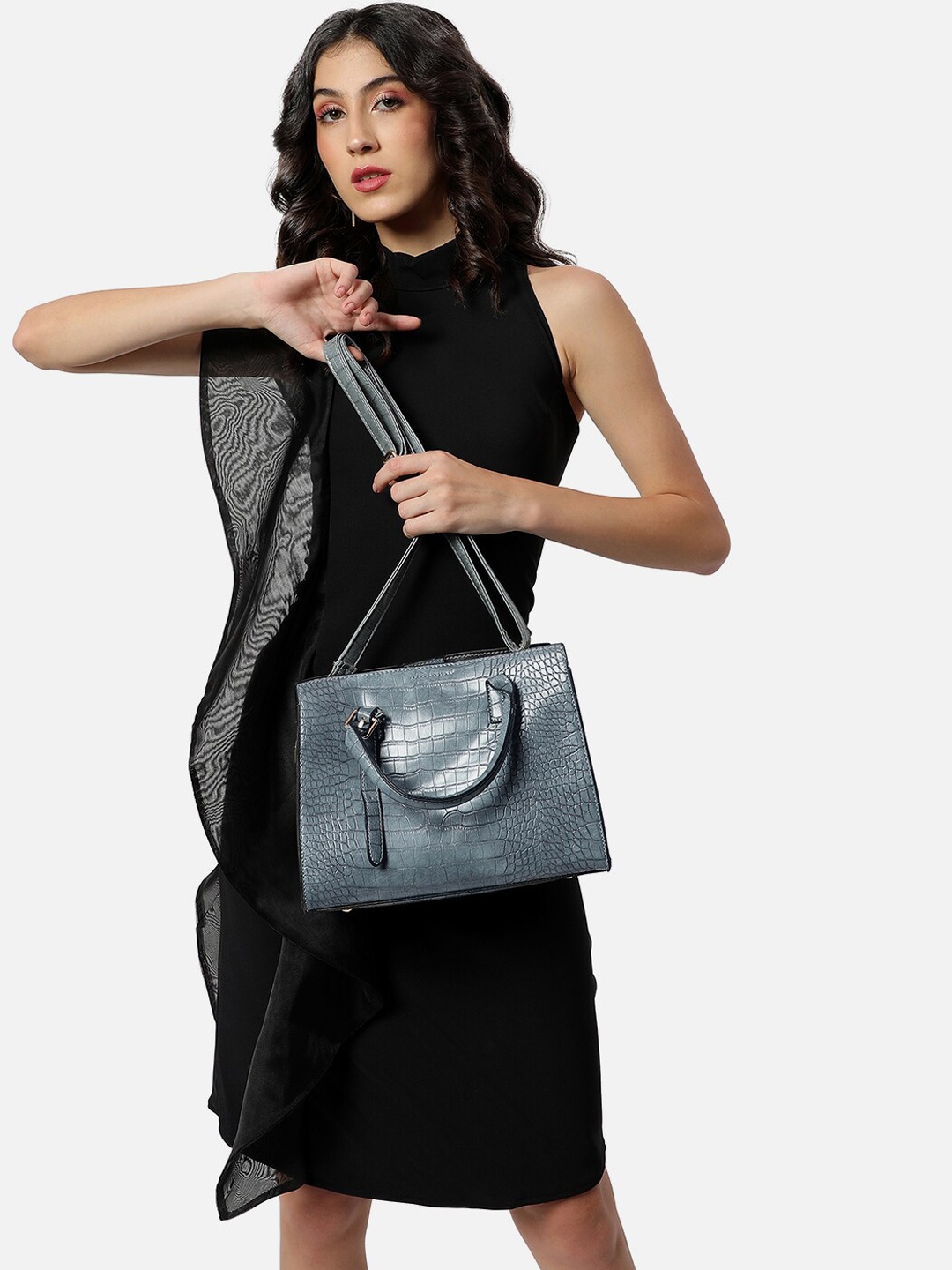 

HAUTE SAUCE by Campus Sutra Textured PU Shopper Handheld Bag, Grey