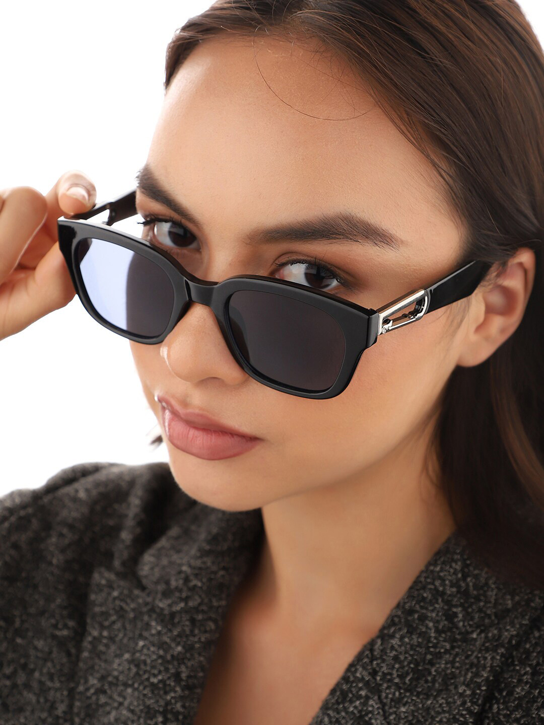 

HAUTE SAUCE by Campus Sutra Women Wayfarer Sunglasses With Polarised Lens, Black