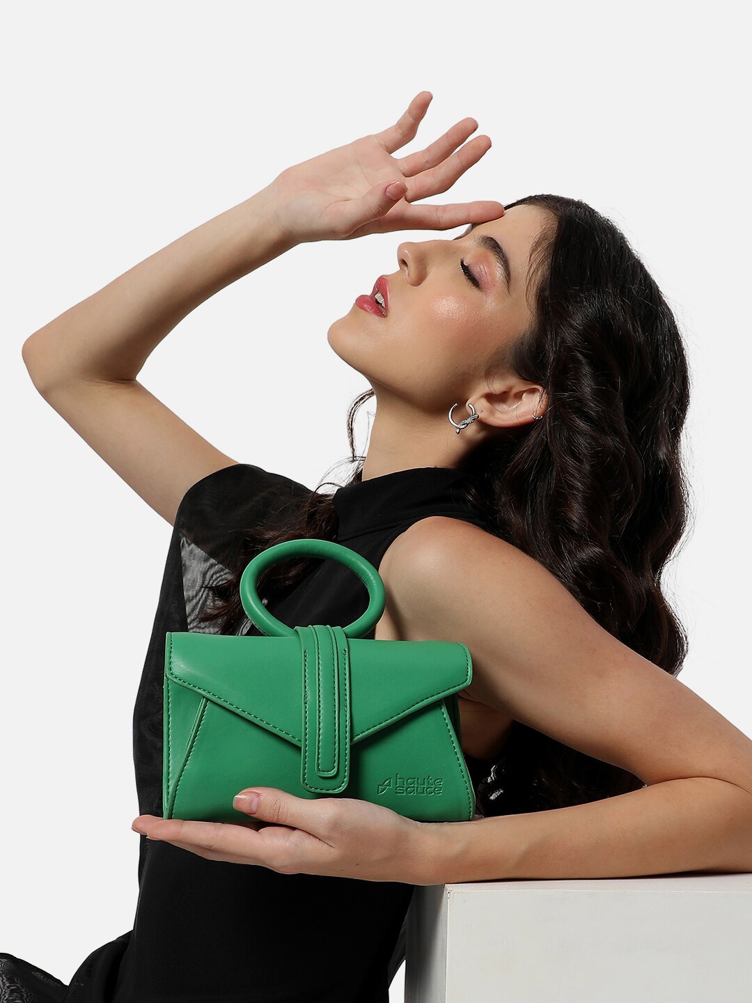 

HAUTE SAUCE by Campus Sutra Structured Satchel Bag, Green