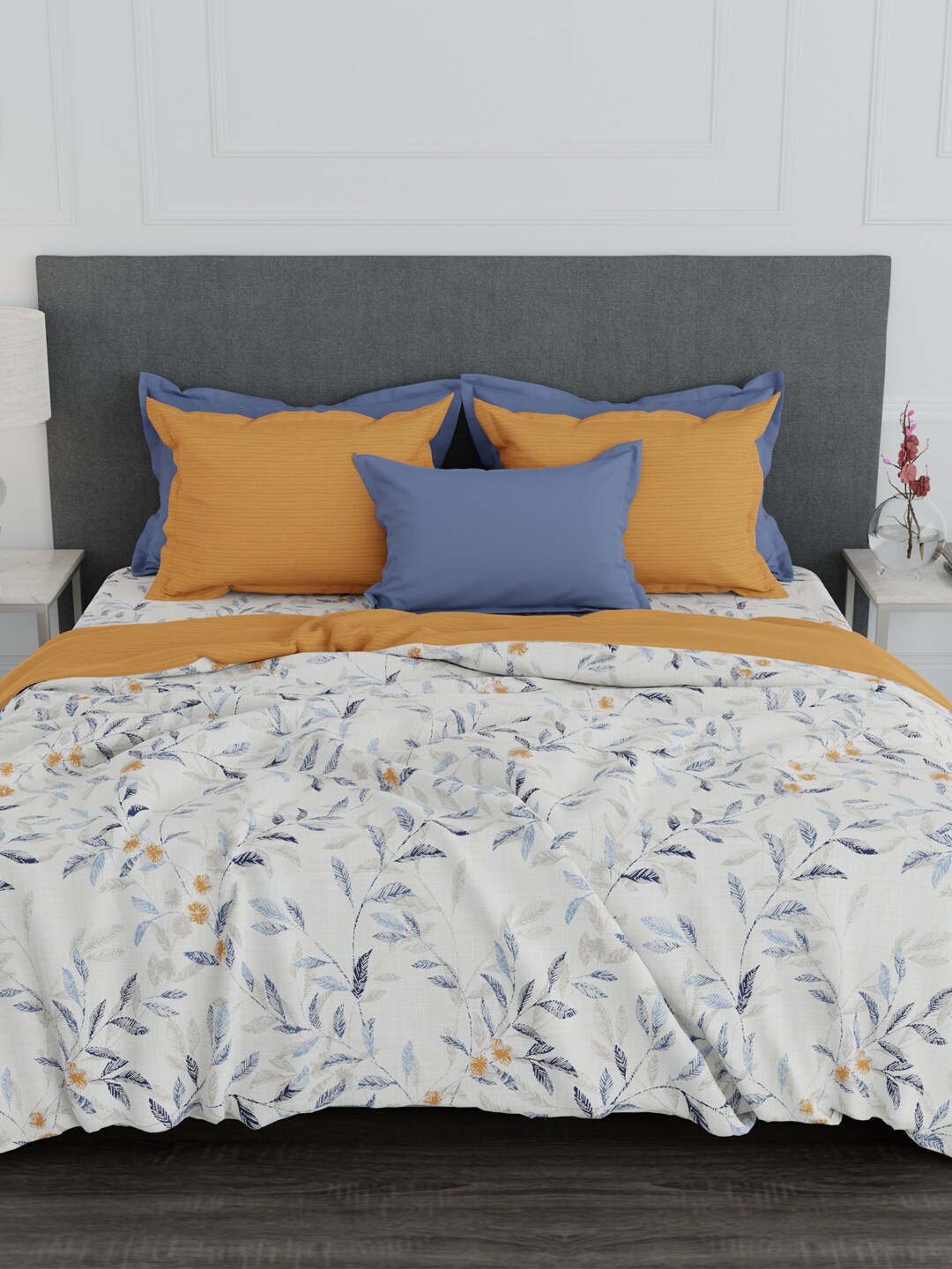 

MYTRIDENT Everyday 4 Pcs Orange White Printed 150 GSM Pure Cotton Double King Bedding Set