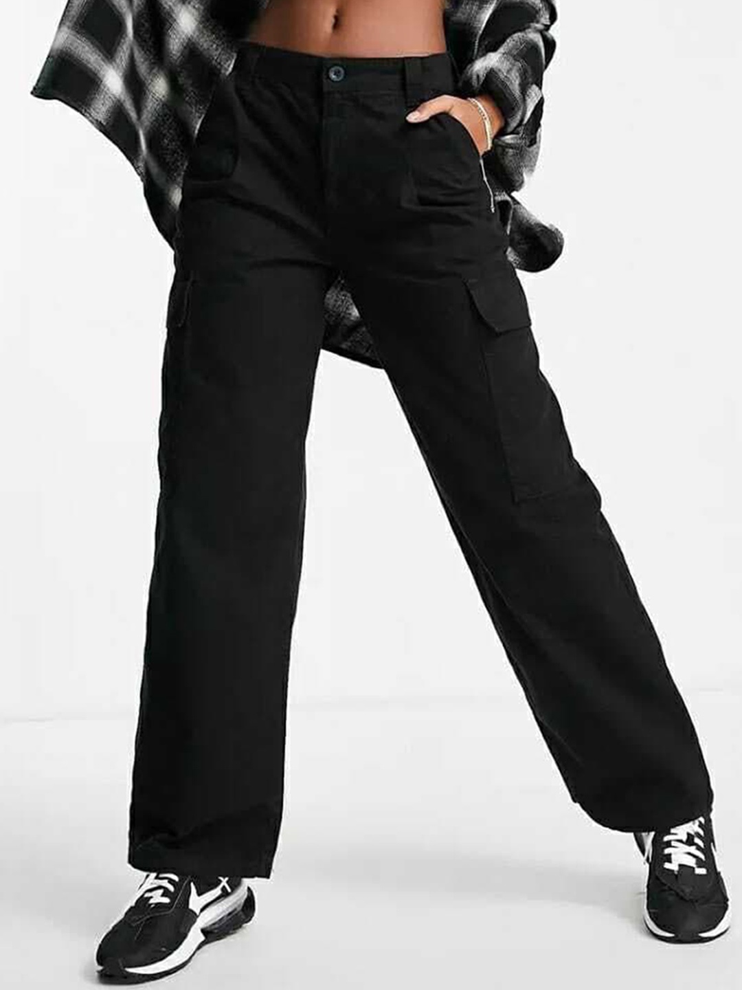 

BROADSTAR Women Relaxed Straight Leg Loose Fit High-Rise Easy Wash Cargos Trouser, Black
