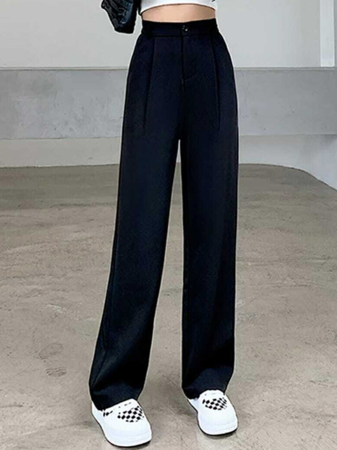 

Next One Women Relaxed Straight Leg Loose Fit High-Rise Easy Wash Trousers, Black