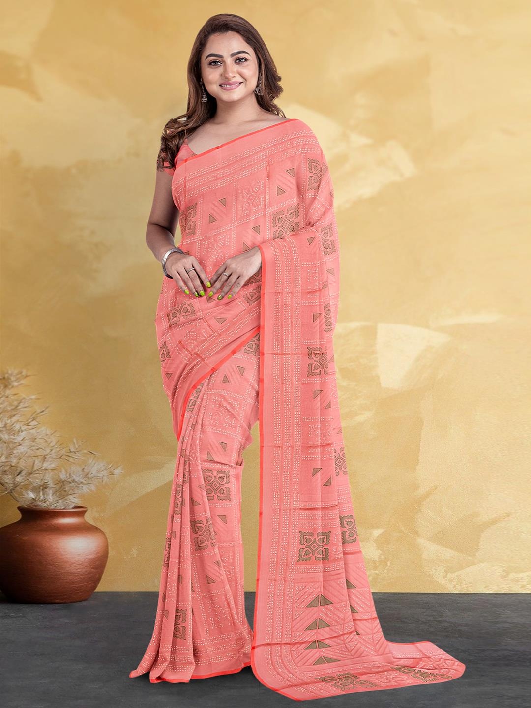 

Kalamandir Abstract Printed Saree, Peach