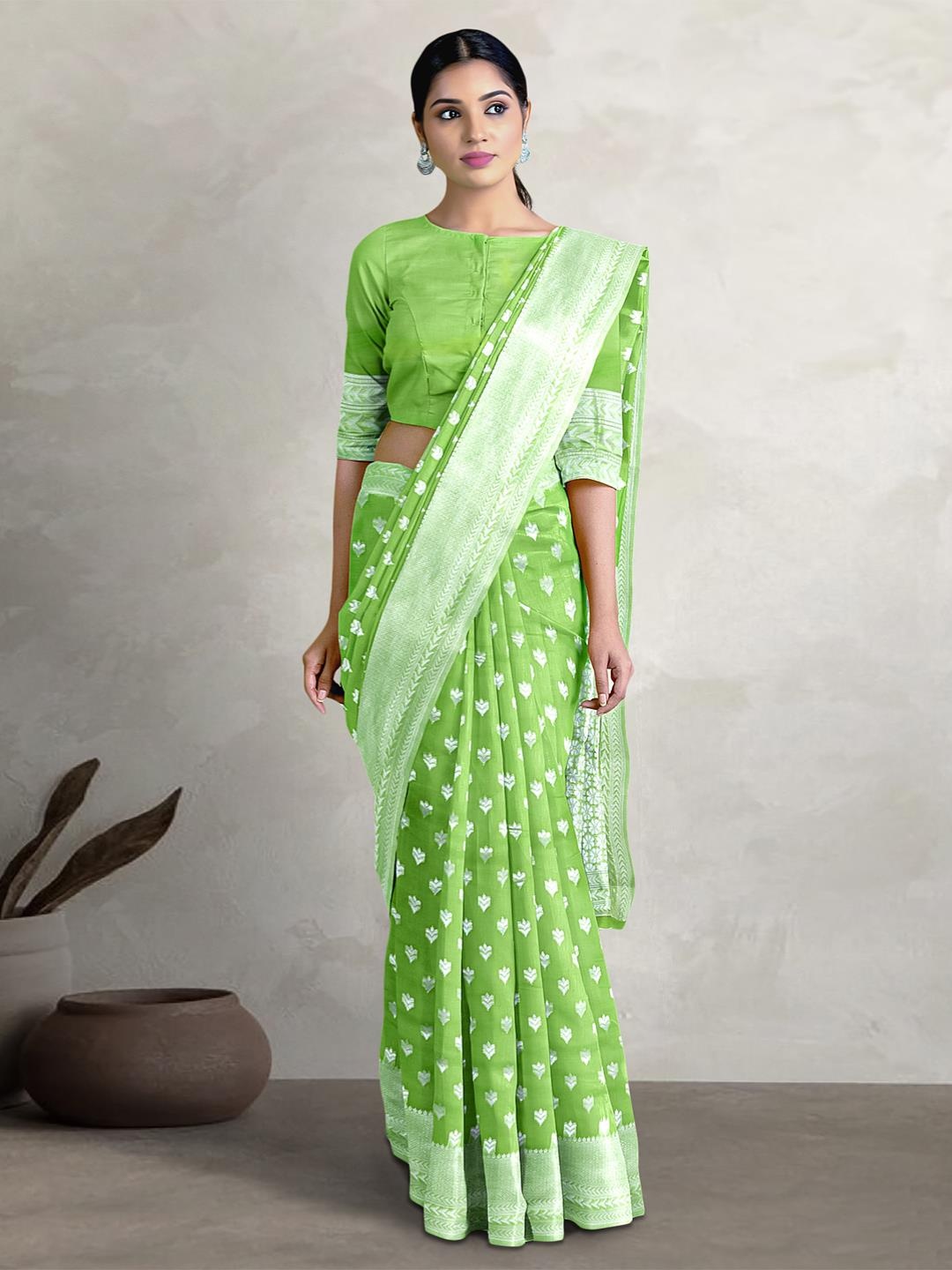 

Kalamandir Woven Design Saree, Green