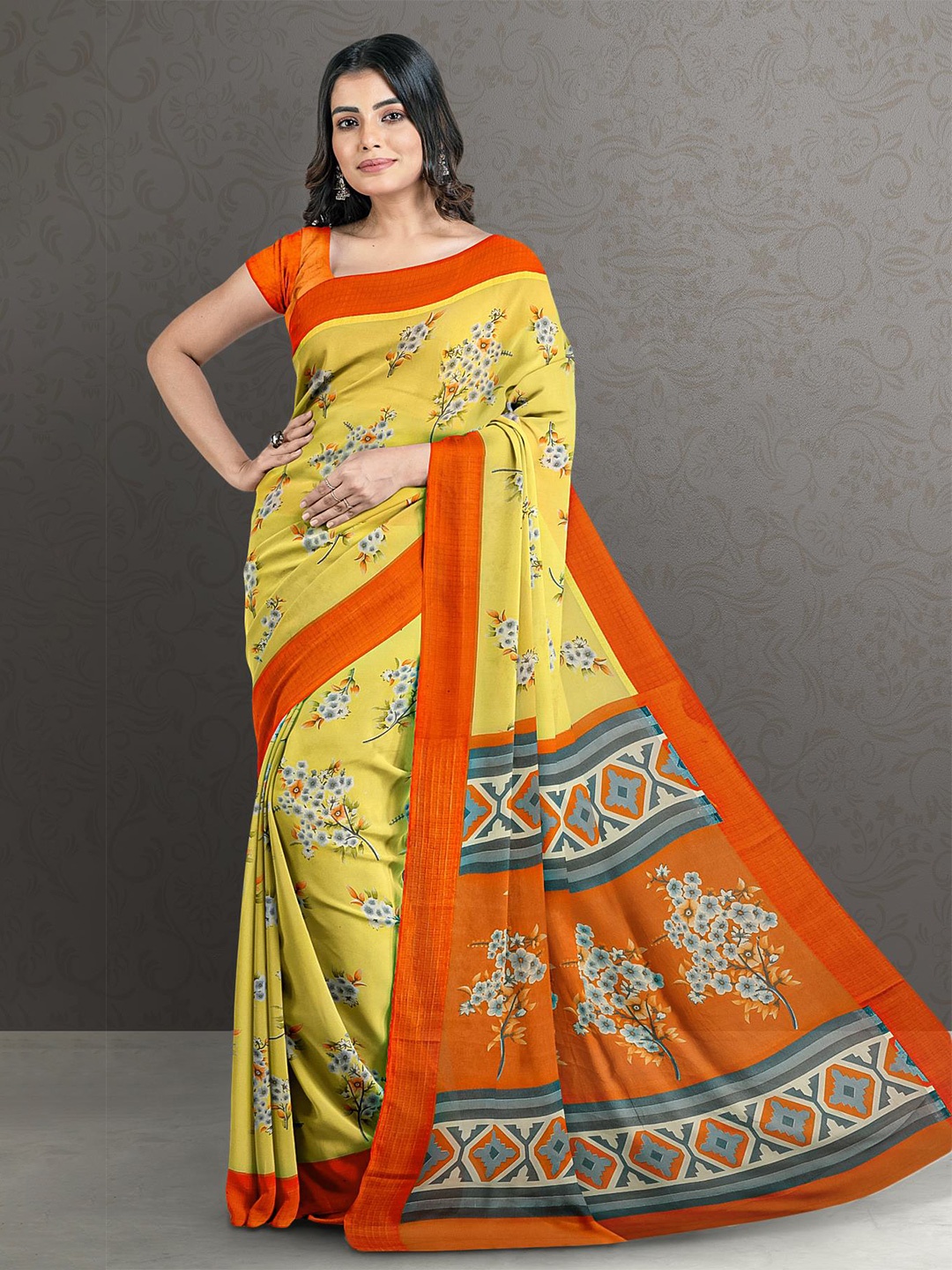 

Kalamandir Floral Printed Saree, Yellow