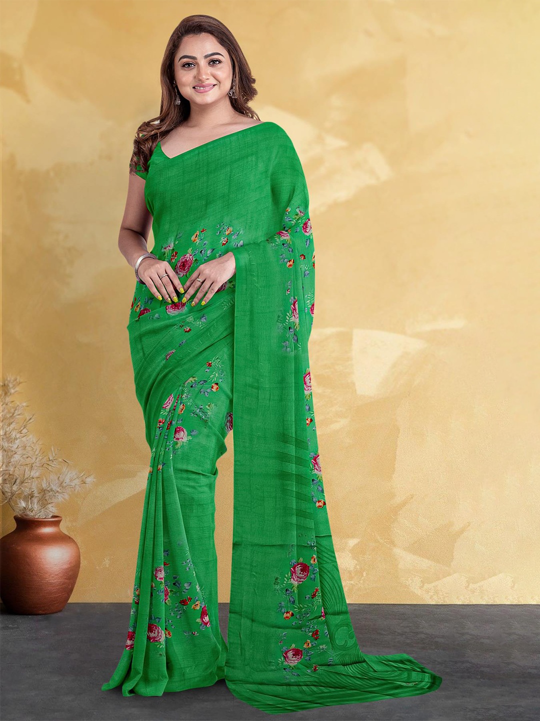 

Kalamandir Floral Printed Saree, Green