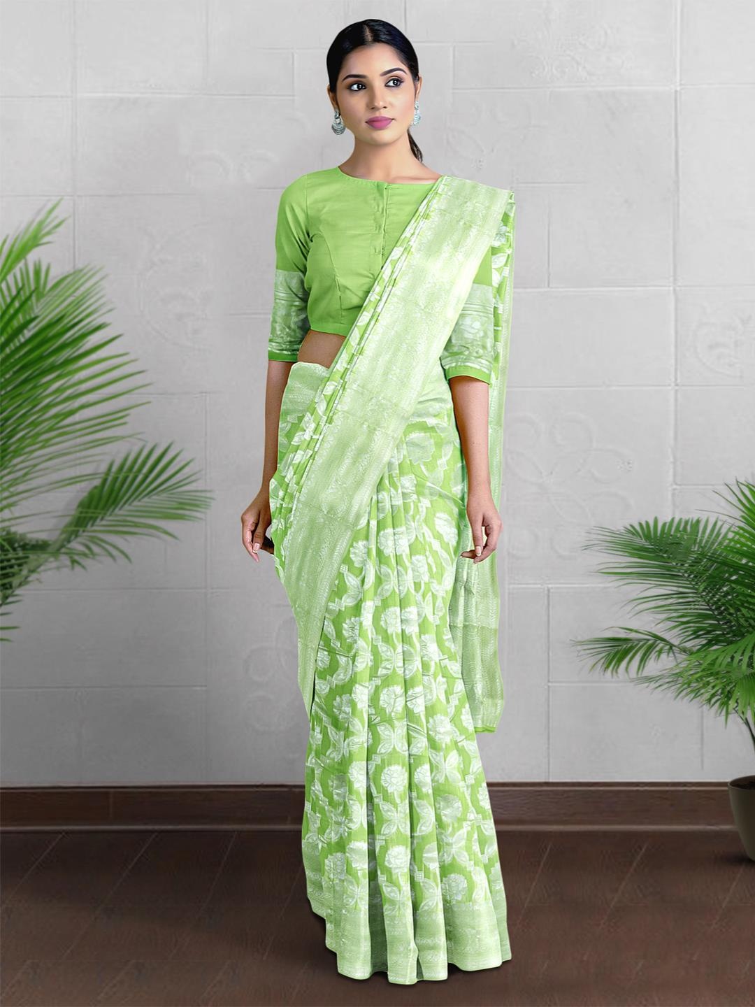

Kalamandir Floral Zari Saree, Green