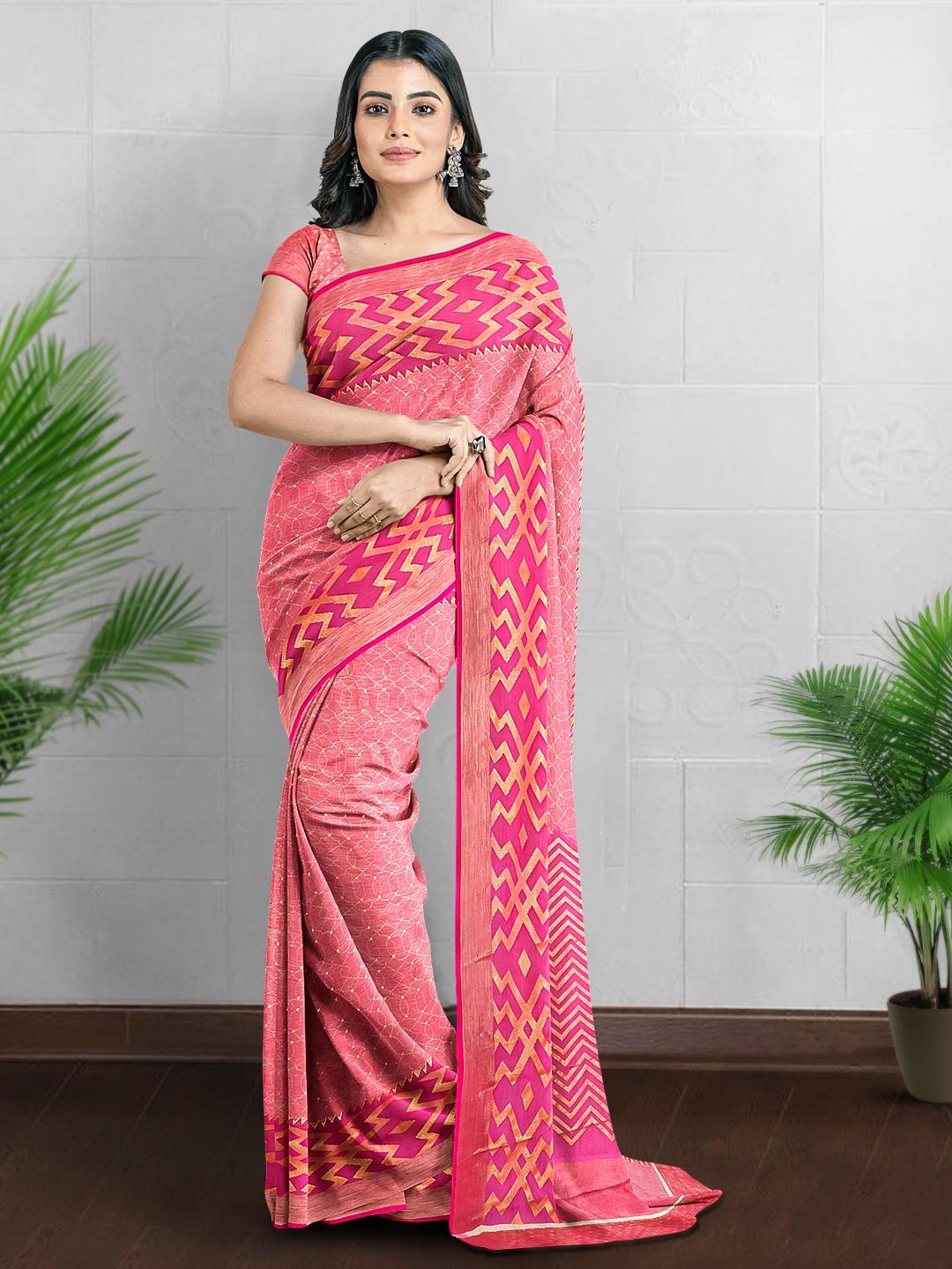

Kalamandir Abstract Printed Saree, Peach