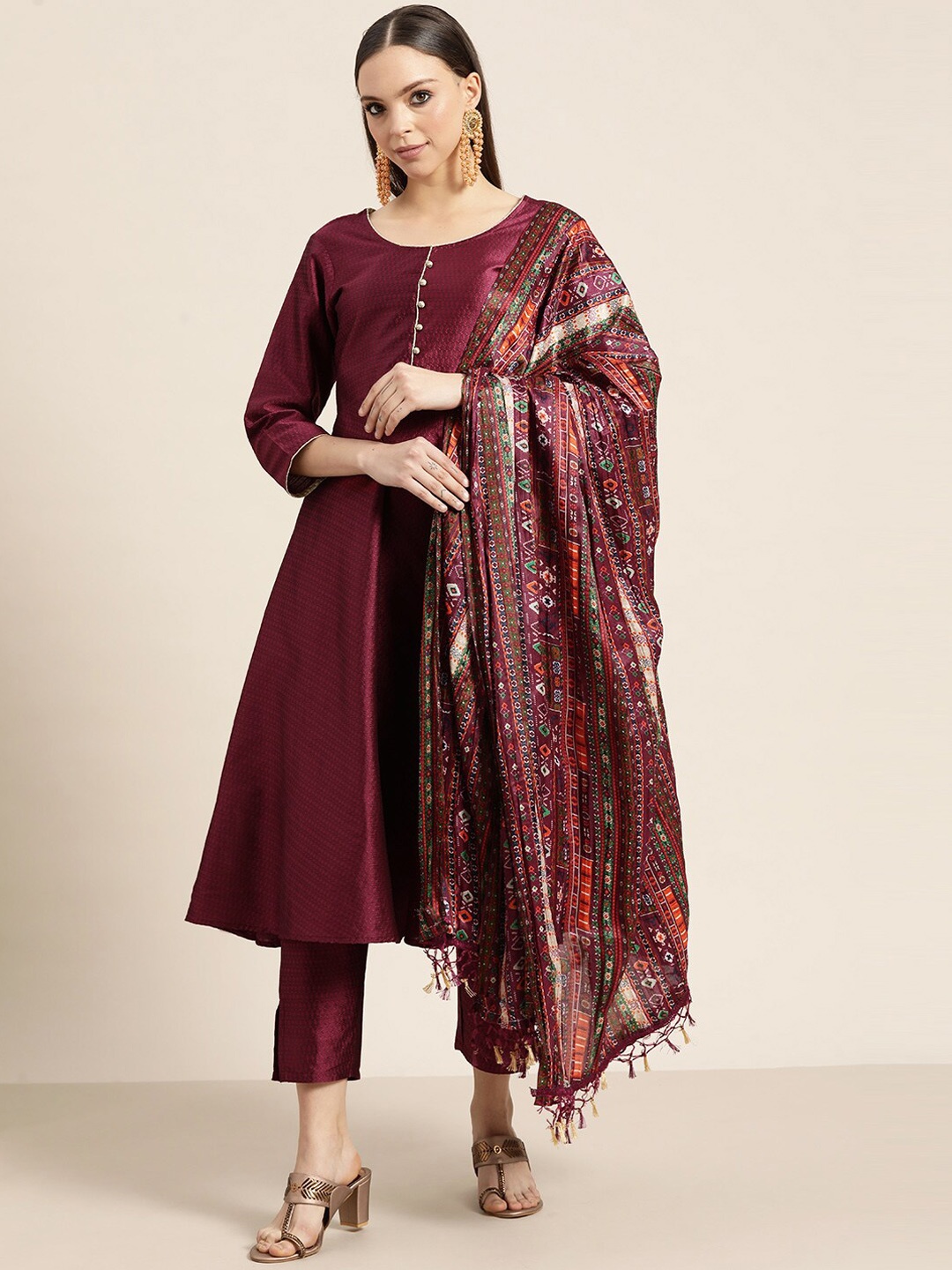

Jompers Women Dupion Silk Kurta With Trousers & Dupatta, Purple