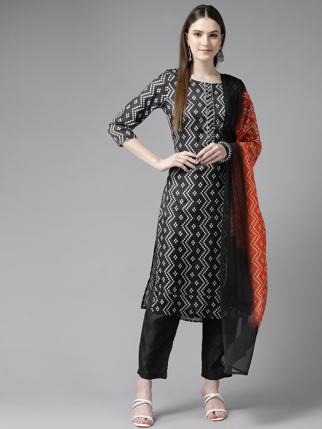 

Prakrti Ethnic Motifs Printed Kurta with Palazzos & With Dupatta, Black