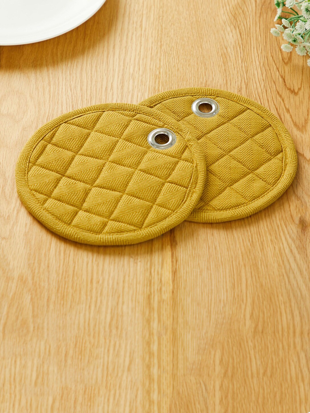 

Home Centre Mirage Yellow 2 Pcs Round Textured Cotton Pot Holder