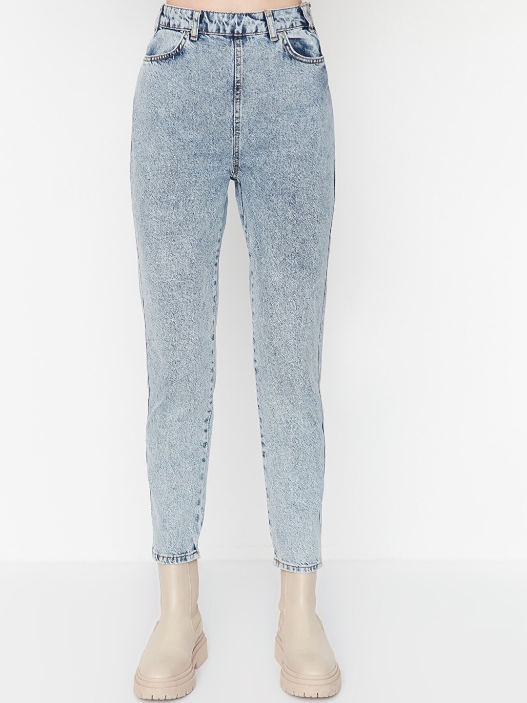 

Trendyol Women Heavy Fade Cotton Jeans, Blue