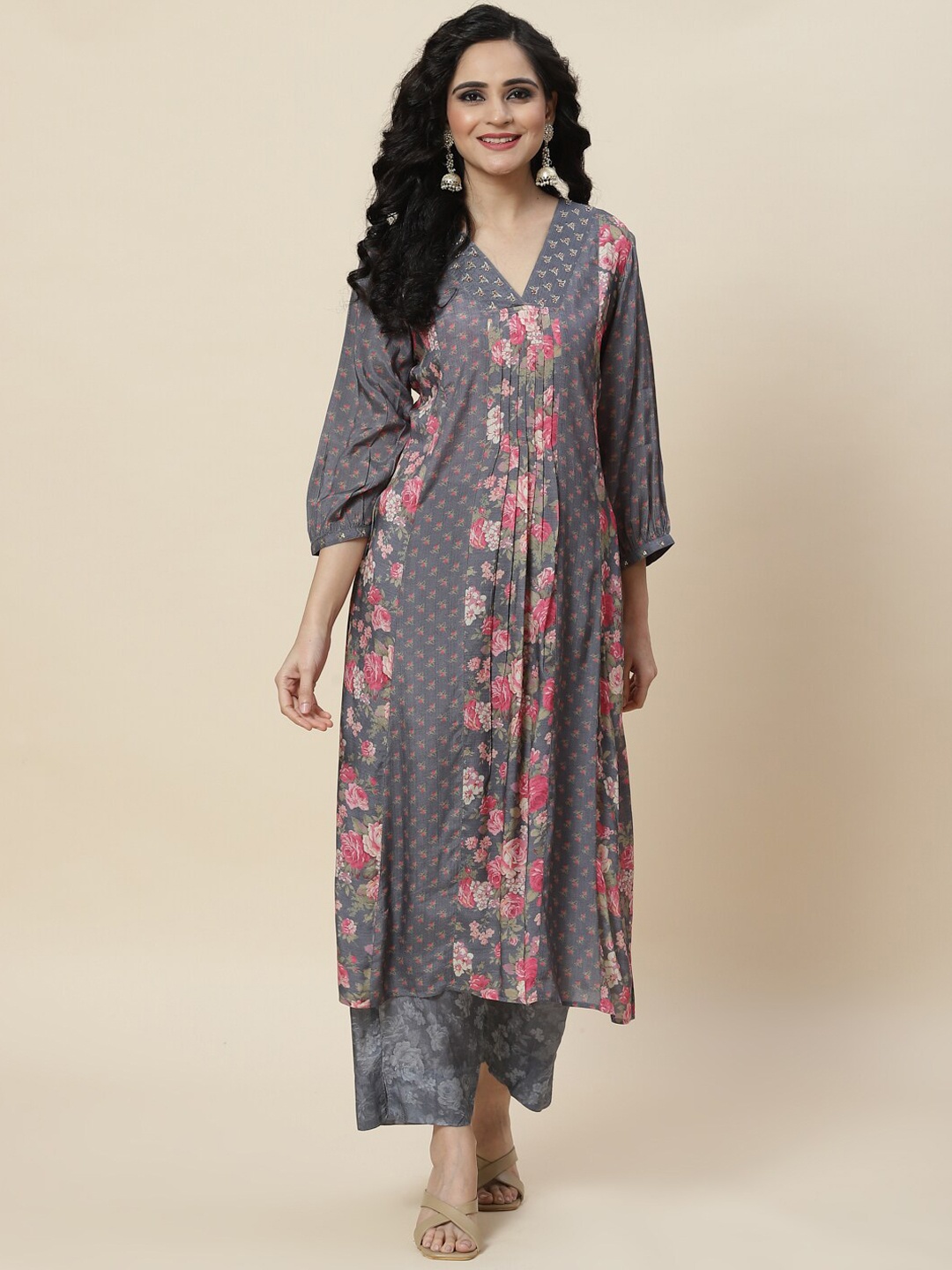 

Meena Bazaar Floral Printed Pleated Kurta with Palazzo, Grey