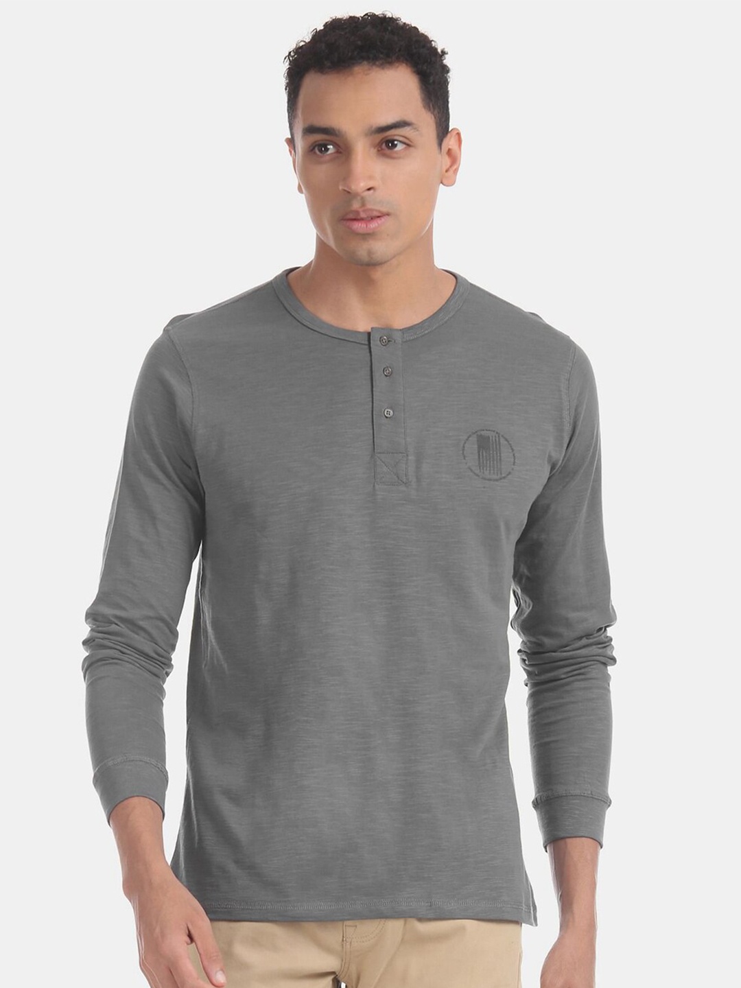 

V-Mart Men Henley Neck Cotton T-shirt, Grey