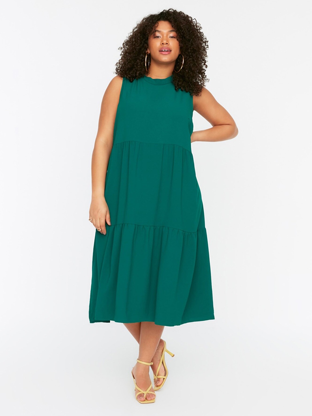 

Trendyol Plus Size Sleeveless A-Line Midi Dress, Green