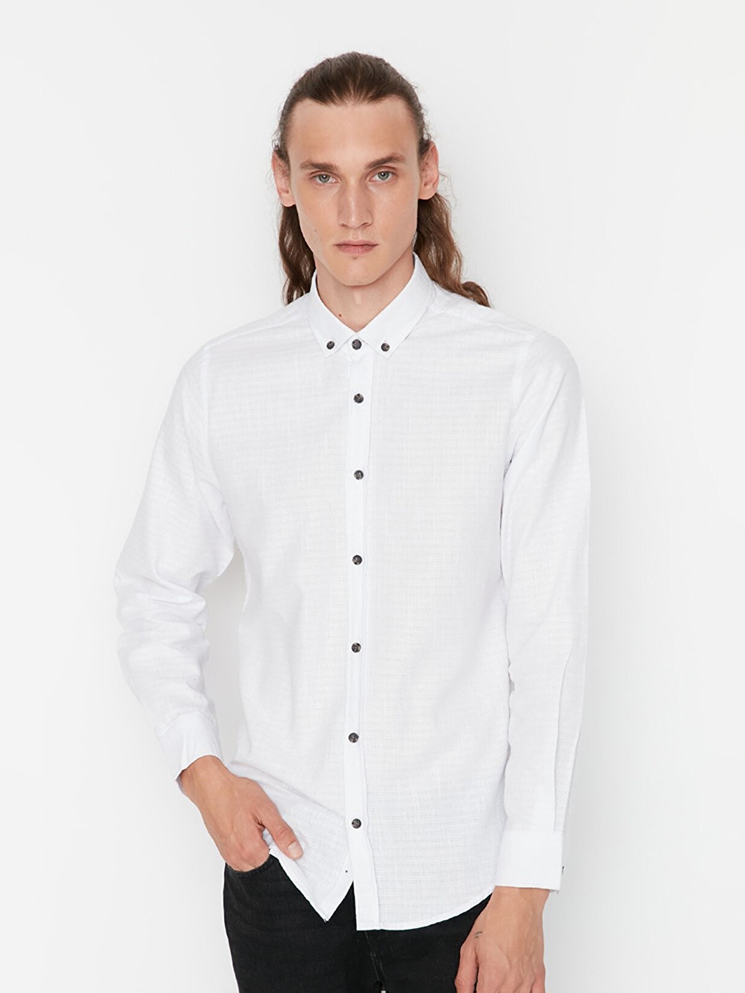 

Trendyol Men Button-Down Collar Cotton Casual Shirt, White