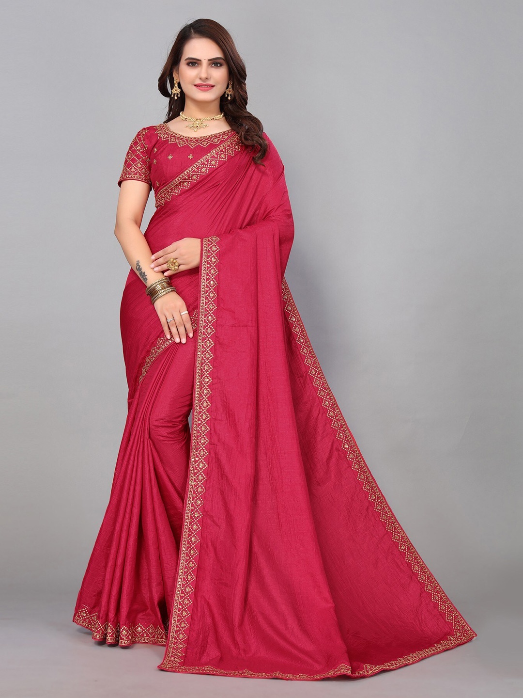 

Yashika Embroidered Art Silk Saree With Blouse Piece, Red