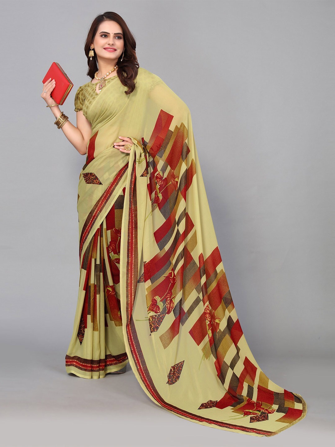 

Yashika Abstract Printed Saree, Green