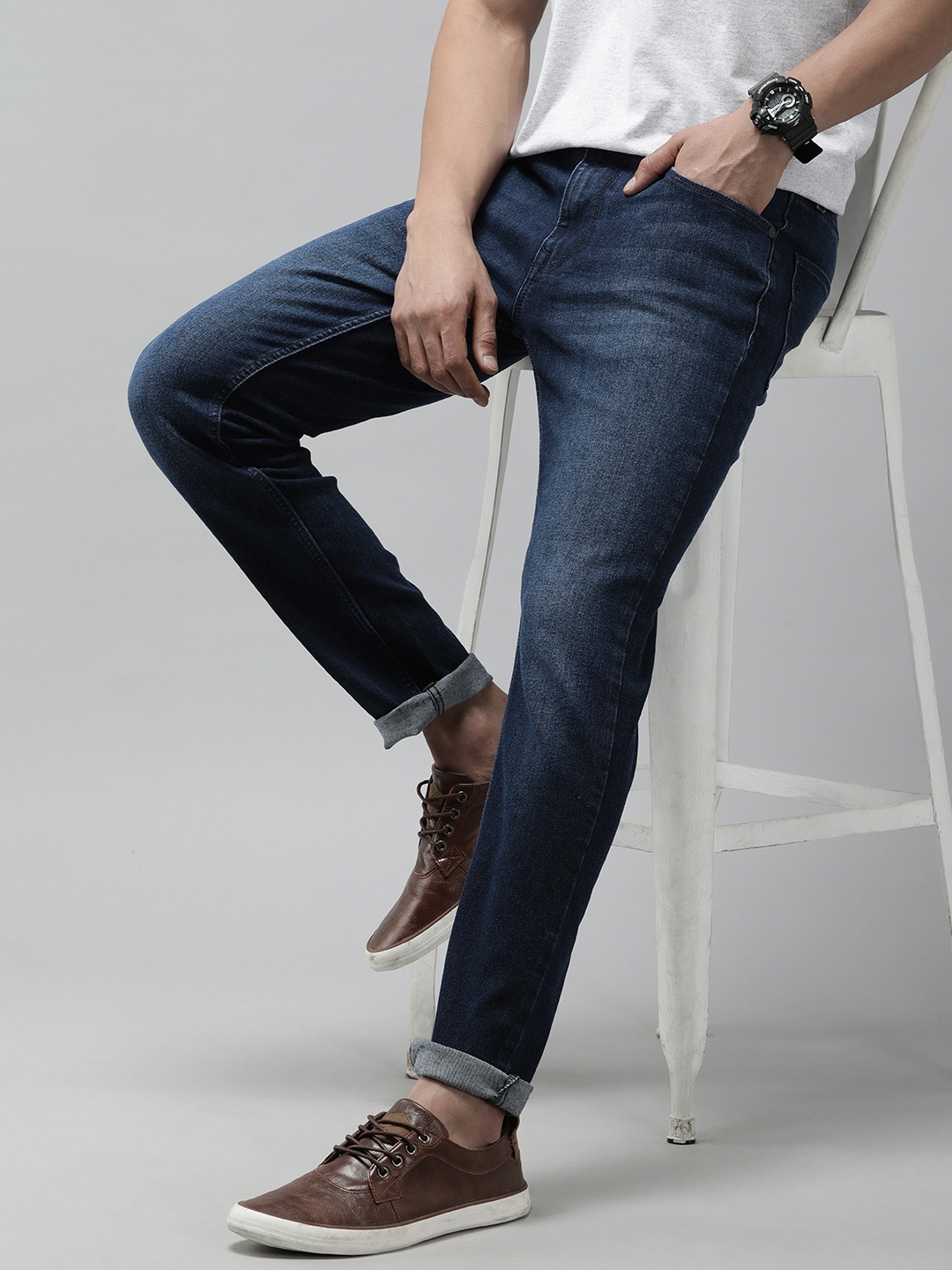 

Pepe Jeans Men Vapour Tapered Fit Low-Rise Light Fade Stretchable Jeans, Blue