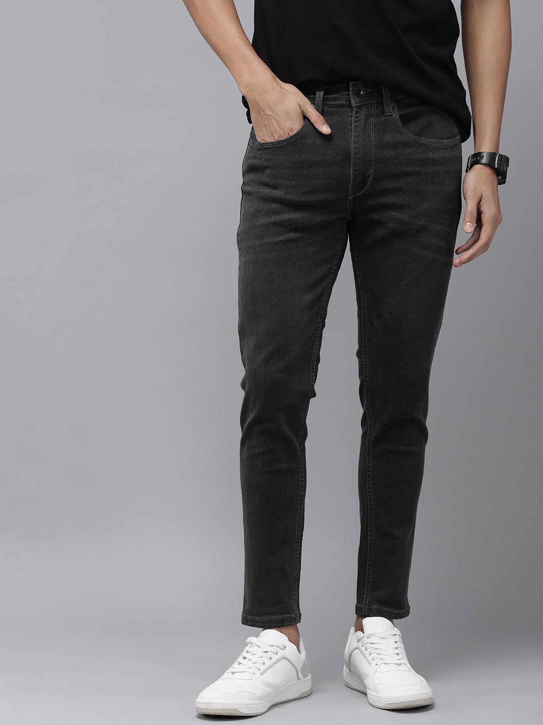 

Pepe Jeans Men Super Skinny Fit Light Fade Stretchable Mid-Rise Jeans, Black