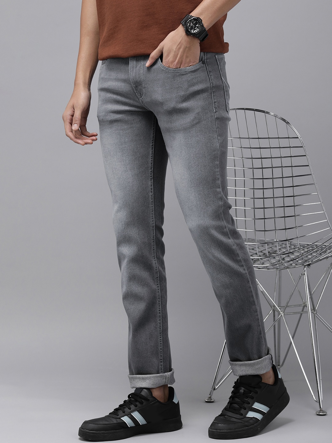 

Pepe Jeans Men Vapour Slim Fit Light Fade Stretchable Mid-Rise Jeans, Grey