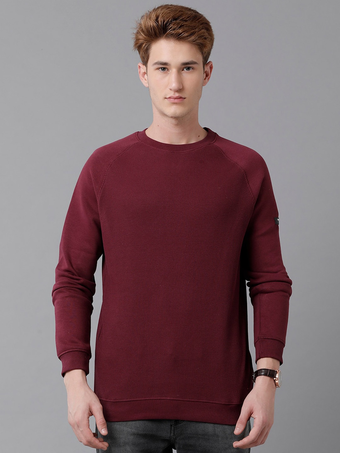 

Voi Jeans Men Fleece Sweatshirt, Maroon
