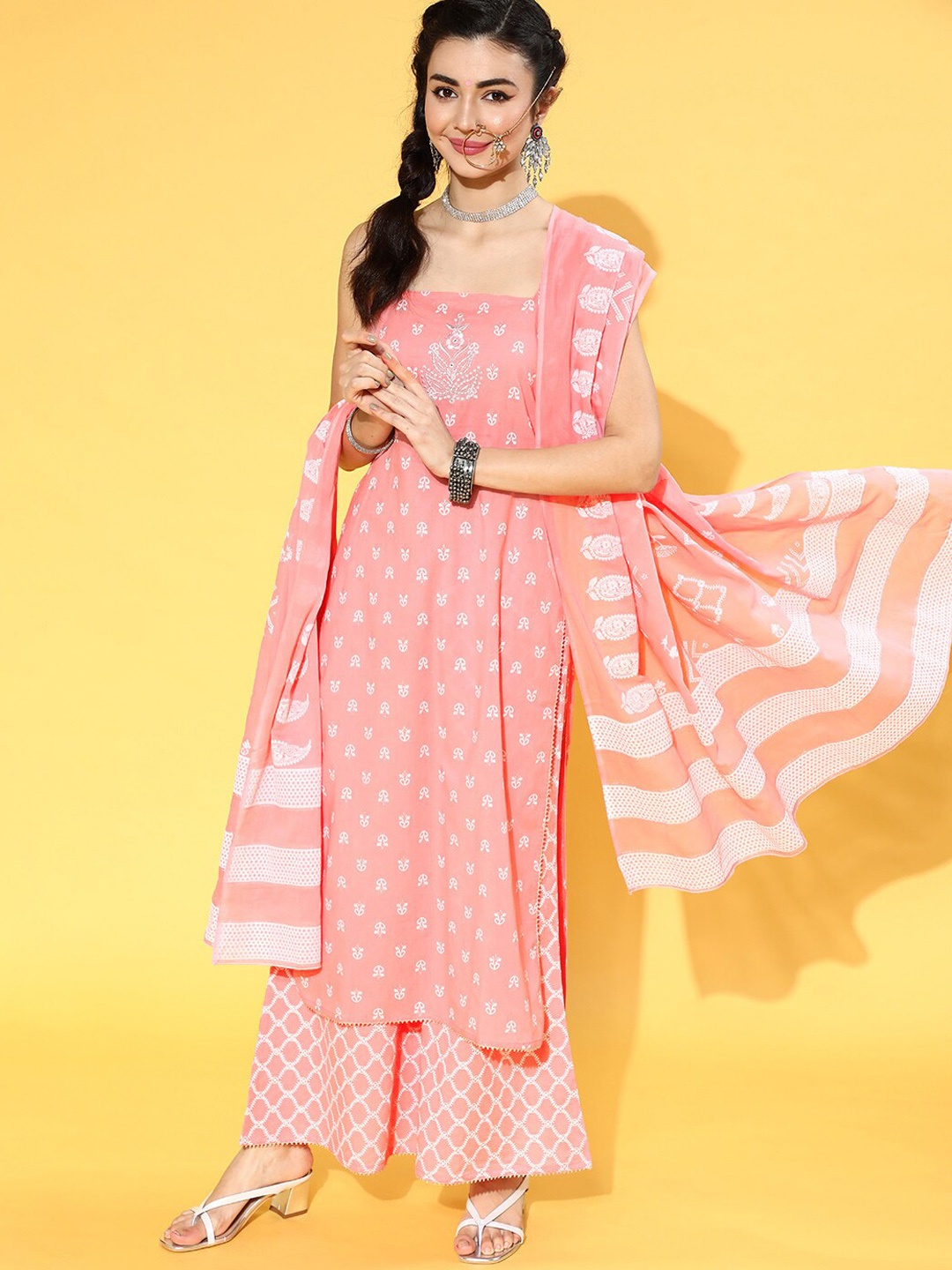 

Prakrti Ethnic Motifs Printed High Slit Gotta Patti Pure Cotton Kurta with Palazzos & With, Pink