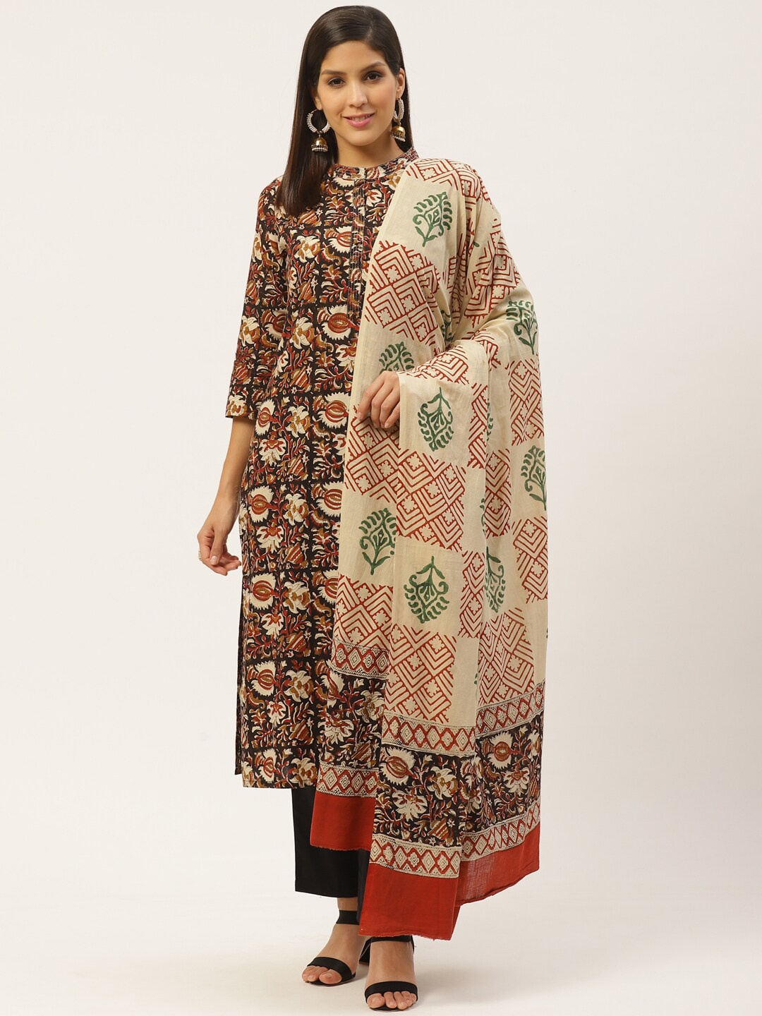 

Prakrti Women Floral Printed Pure Cotton Kurta with Trousers & With Dupatta, Black