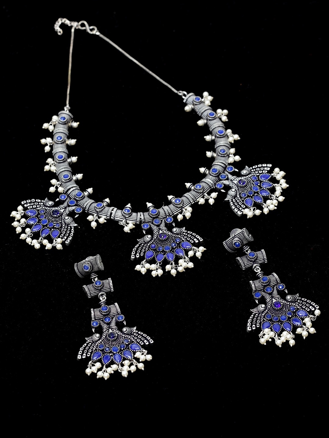 

PANASH Silver-Plated Oxidized Stone-Studded & Beaded Jewellery Set