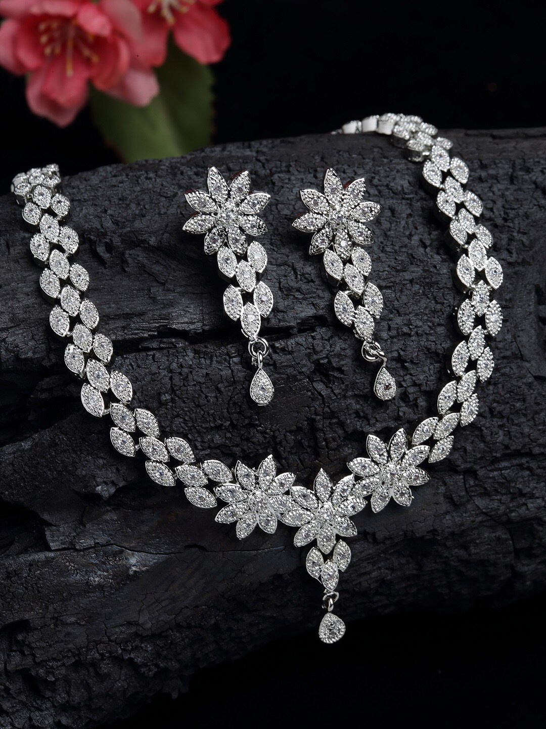 

PANASH Gold-Plated Kundan-Studded Floral Shaped Meenakari Choker Necklace with Earrings, Silver