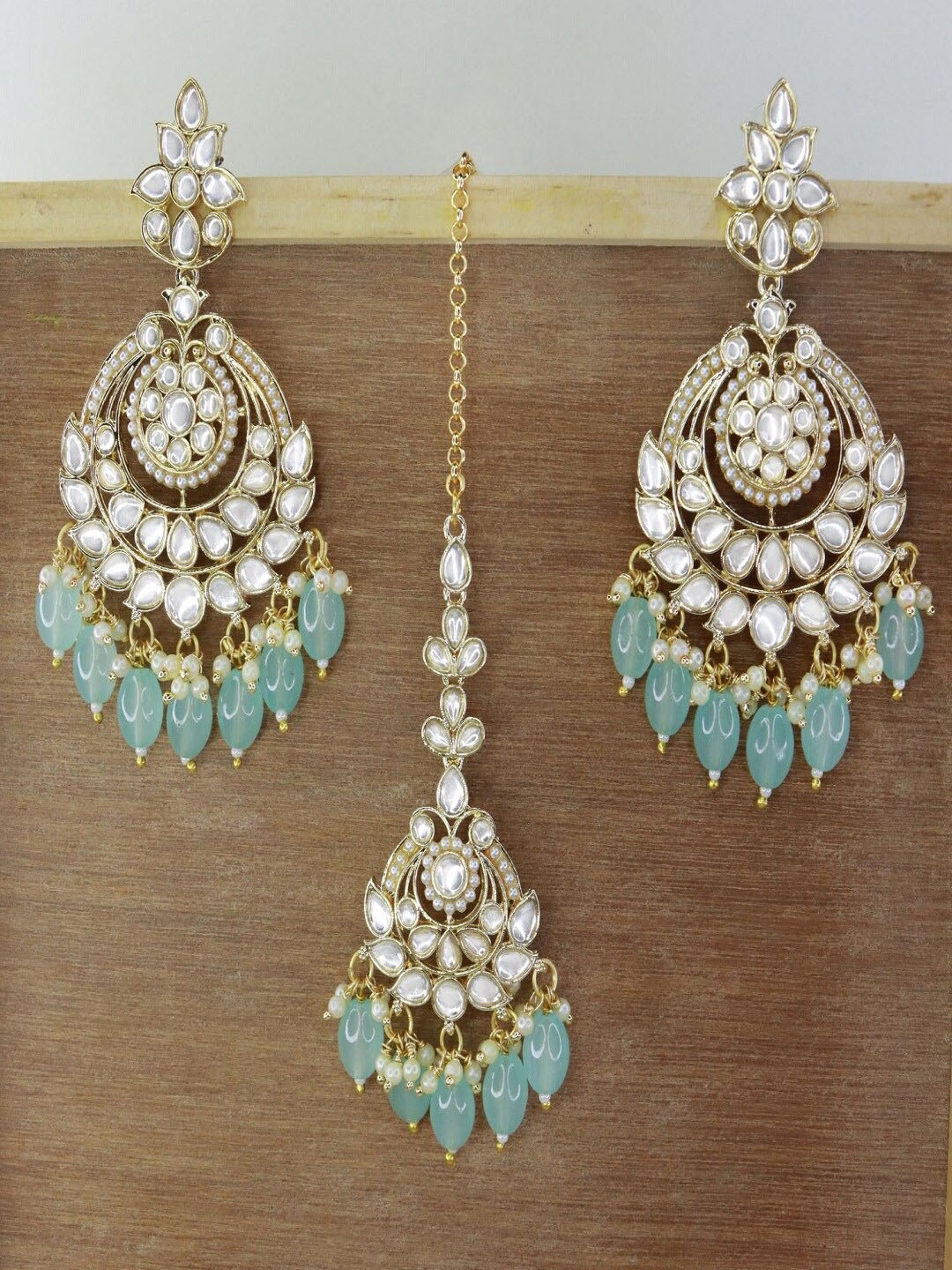 

I Jewels Gold-Plated Kundan Stone-Studded & Beaded Maangtikaa & Chandbali Earrings Set, Turquoise blue