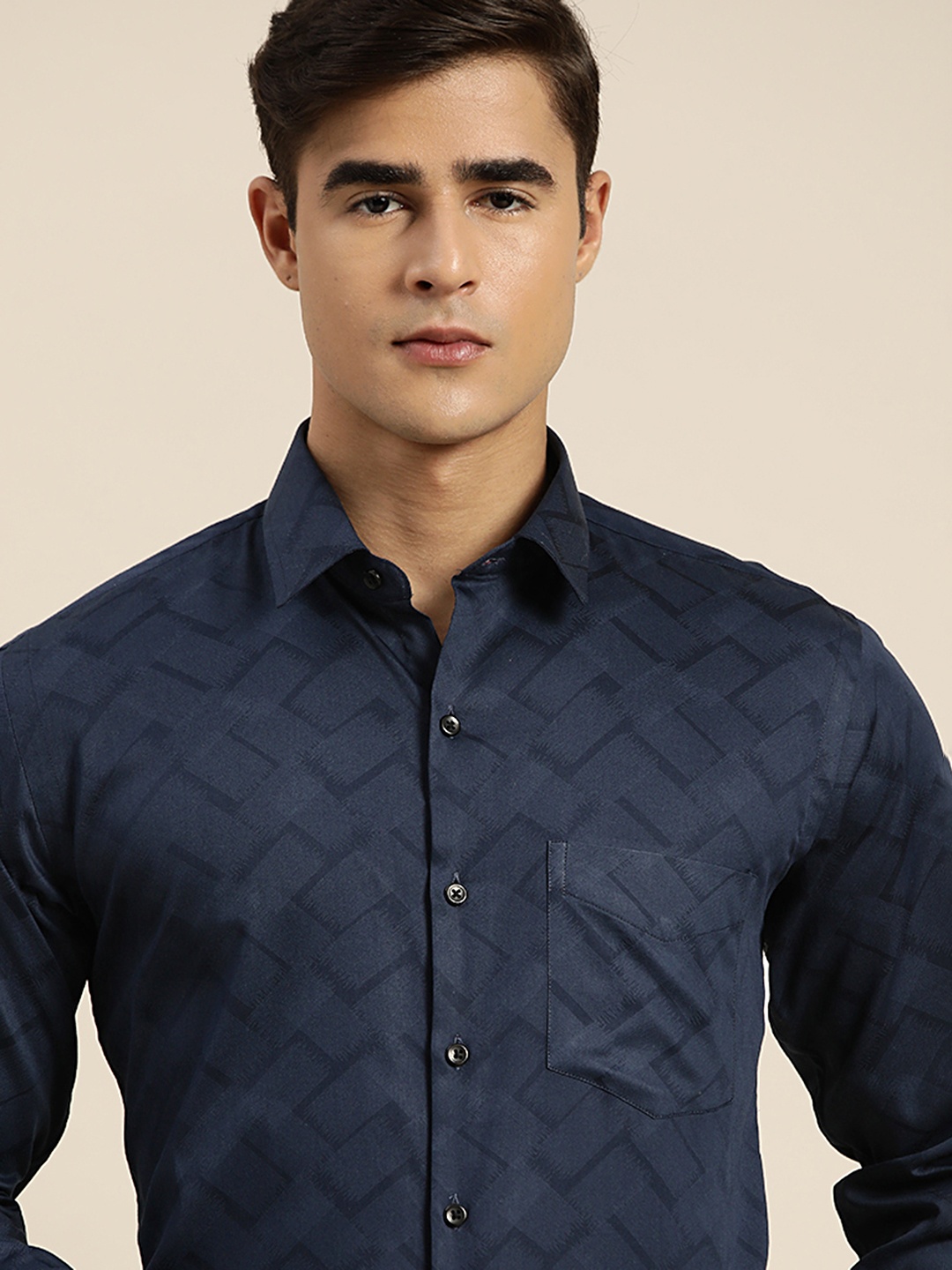 

Hancock Men Club Geometrical Printed Cotton Satin Slim Fit Party Shirt, Navy blue