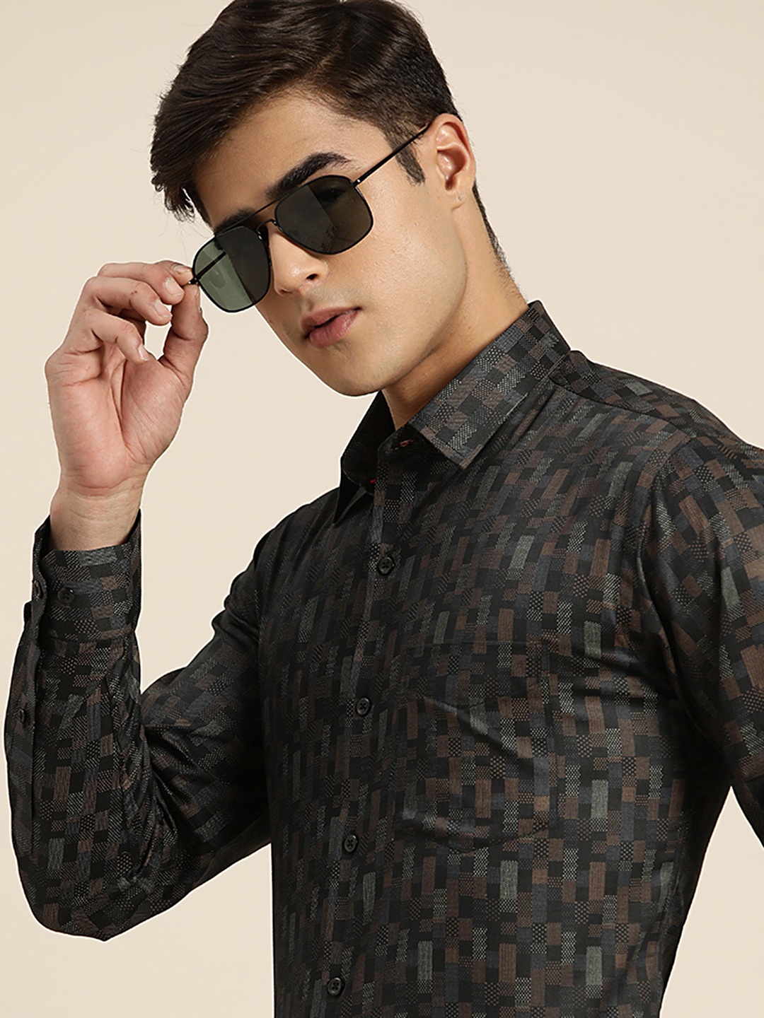 

Hancock Men Club Microditsy Printed Cotton Satin Slim Fit Party Shirt, Black