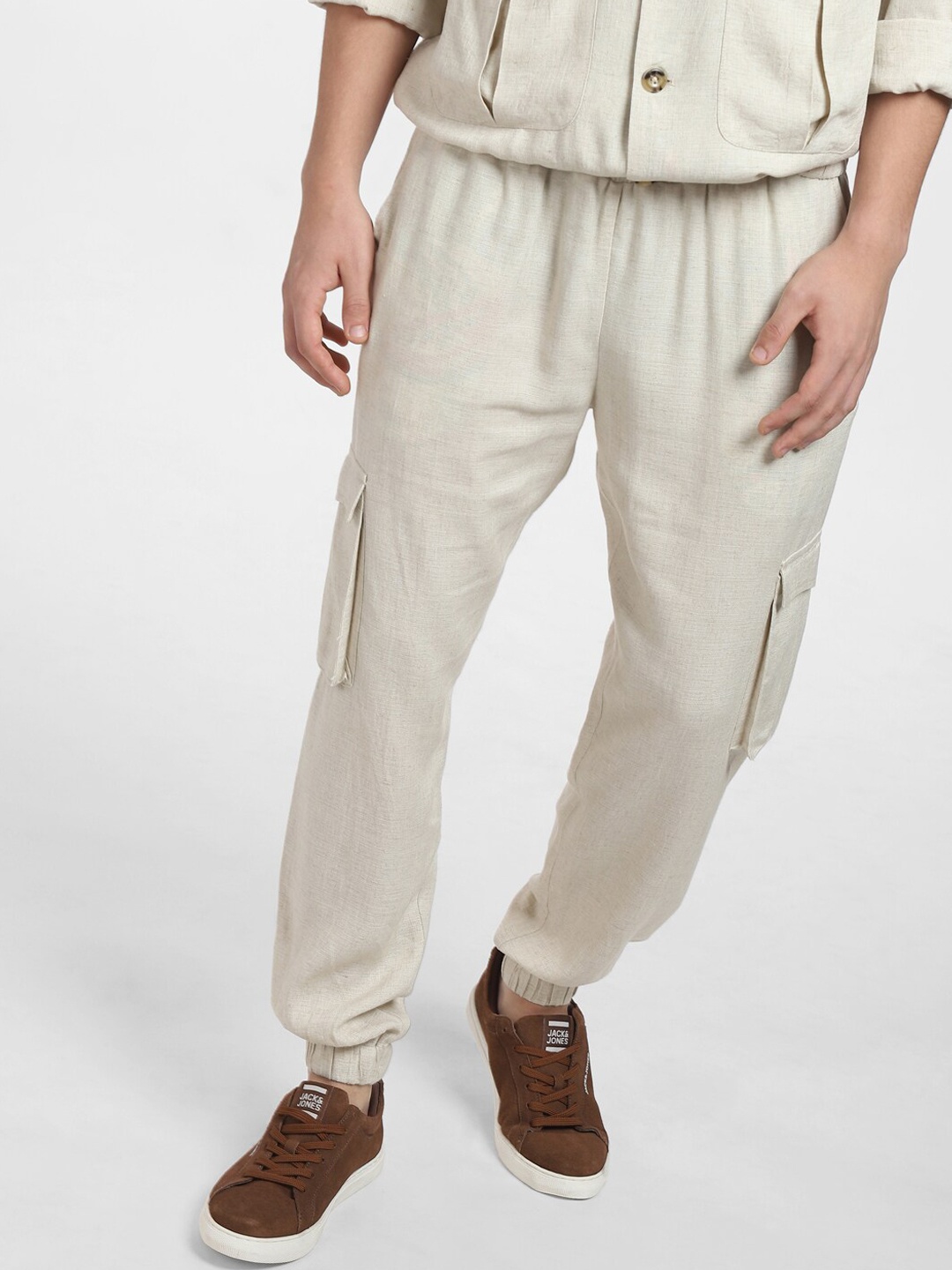

Jack & Jones Men Cotton Regular Fit Cargos, Beige