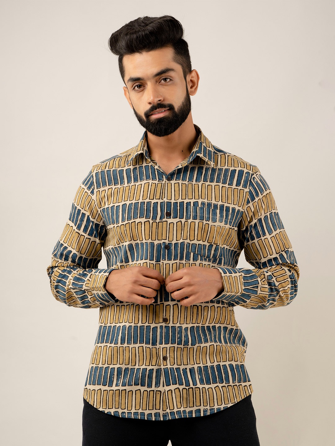 

Sutidora Men Geometric Printed Cotton Casual Shirt, Beige