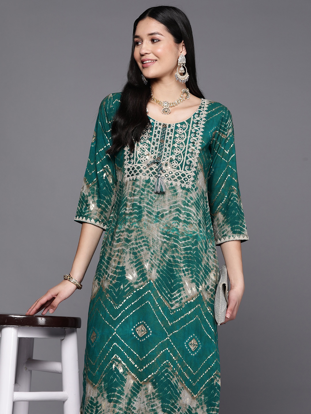 

Libas Women Yoke Design Mirror Work Kurta, Green