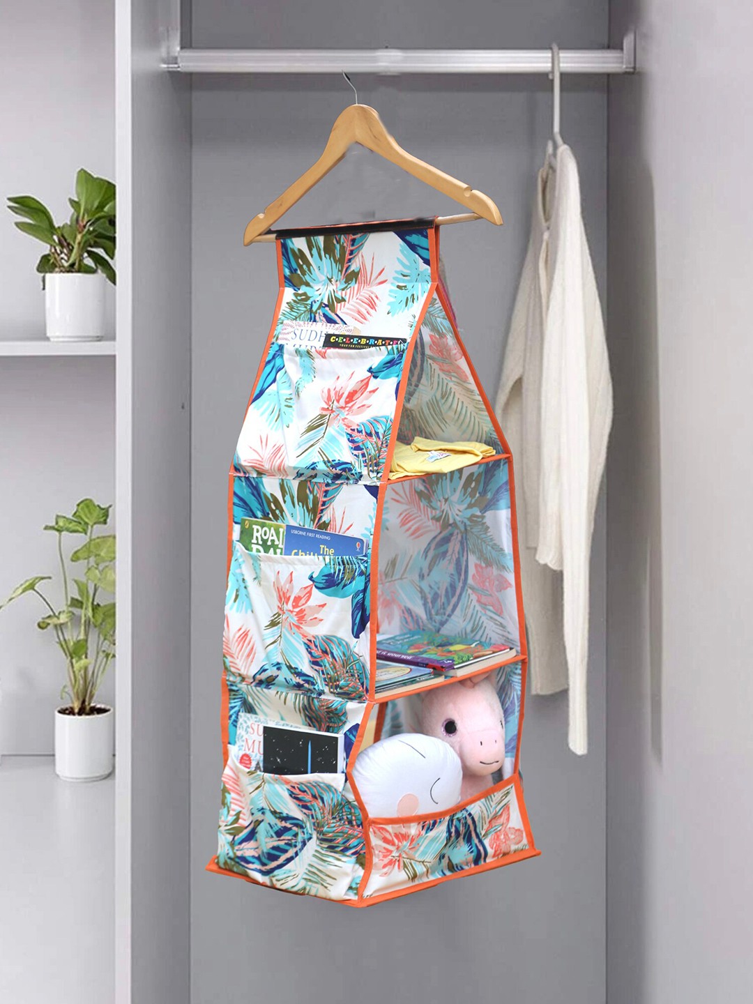 

My Gift Booth White & Blue Printed 3-Layer Cotton Hanging Organisers