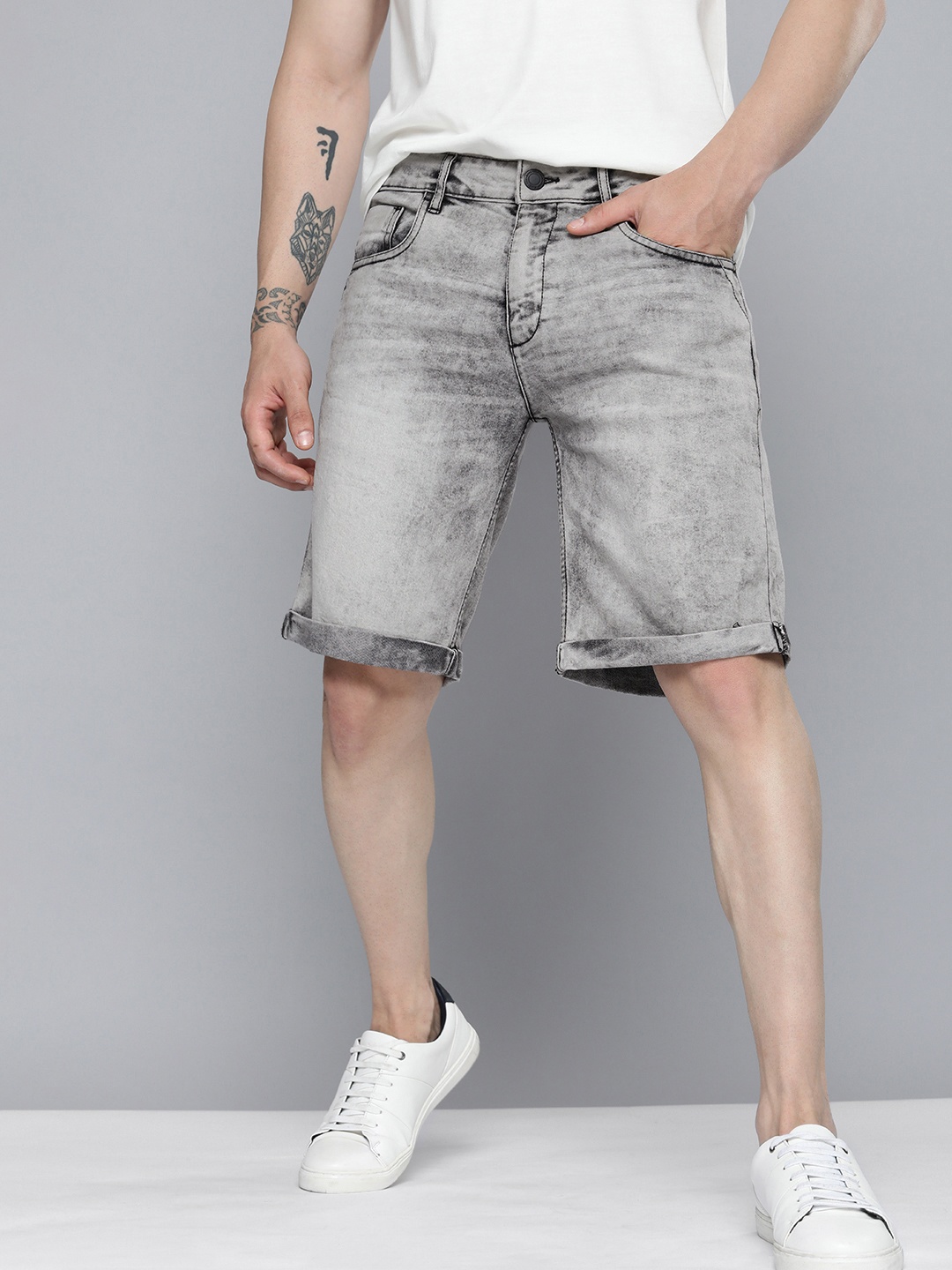 

Mast & Harbour Men Mid-Rise Washed Denim Shorts, Grey