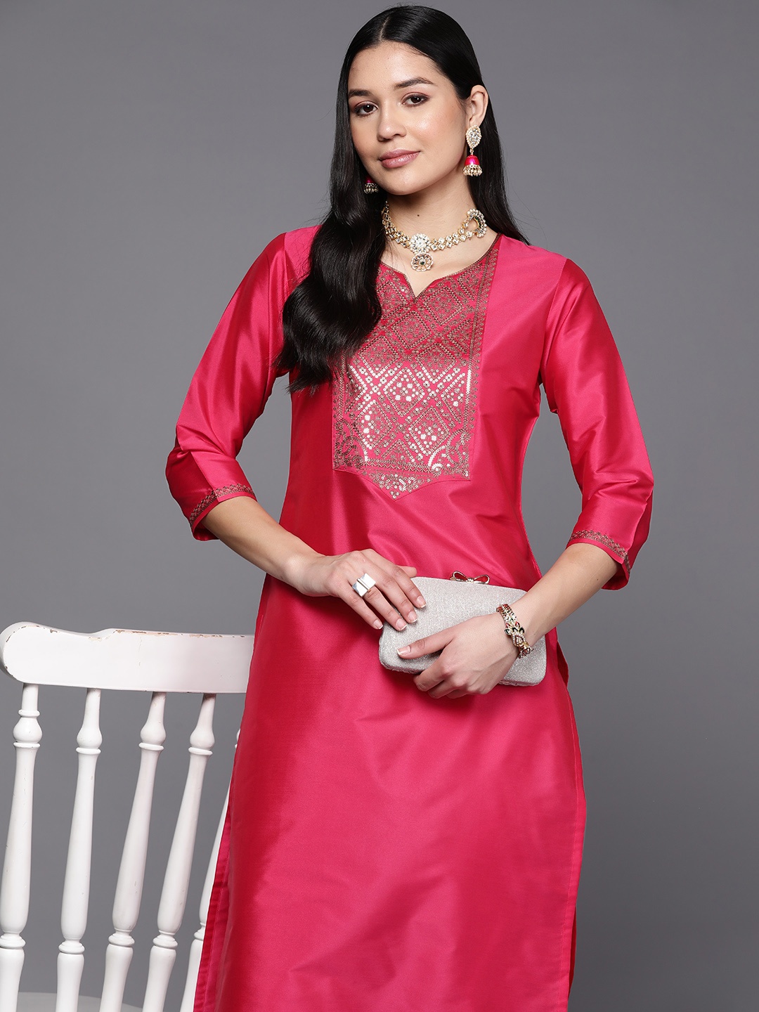 

Libas Women Ethnic Motifs Sequins Embroidered Kurta, Fuchsia