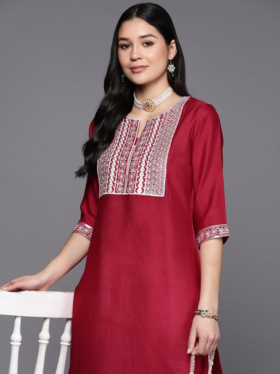 

Libas Women Ethnic Motifs Yoke Design Thread Work Kurta, Red