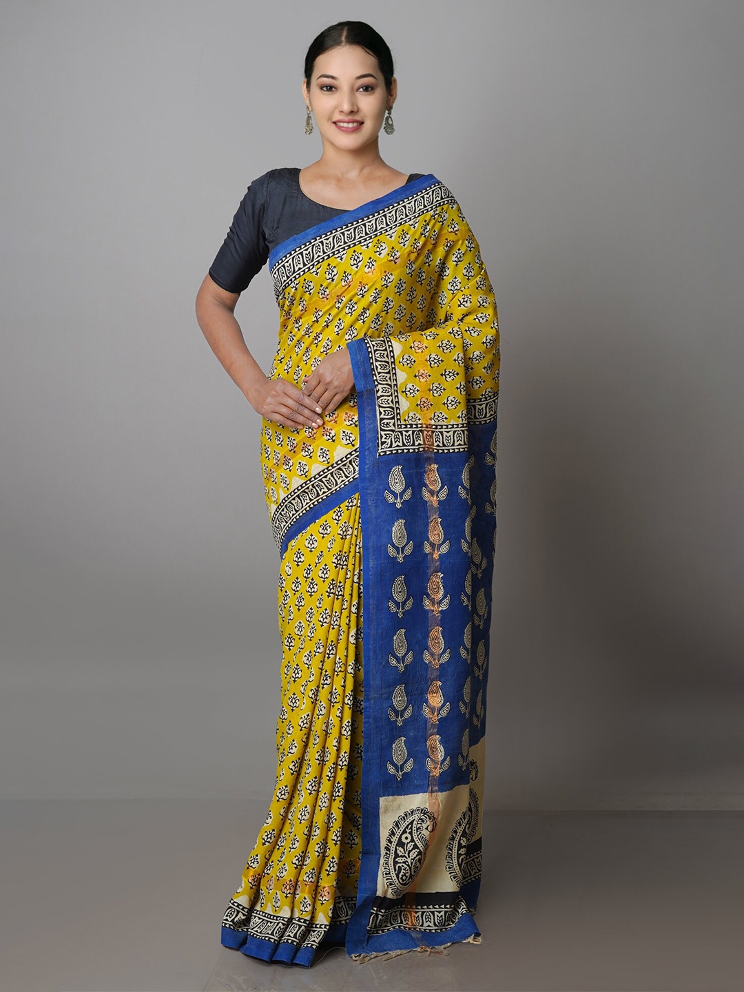 

Unnati Silks Ethnic Motifs Printed Chanderi Saree, Yellow