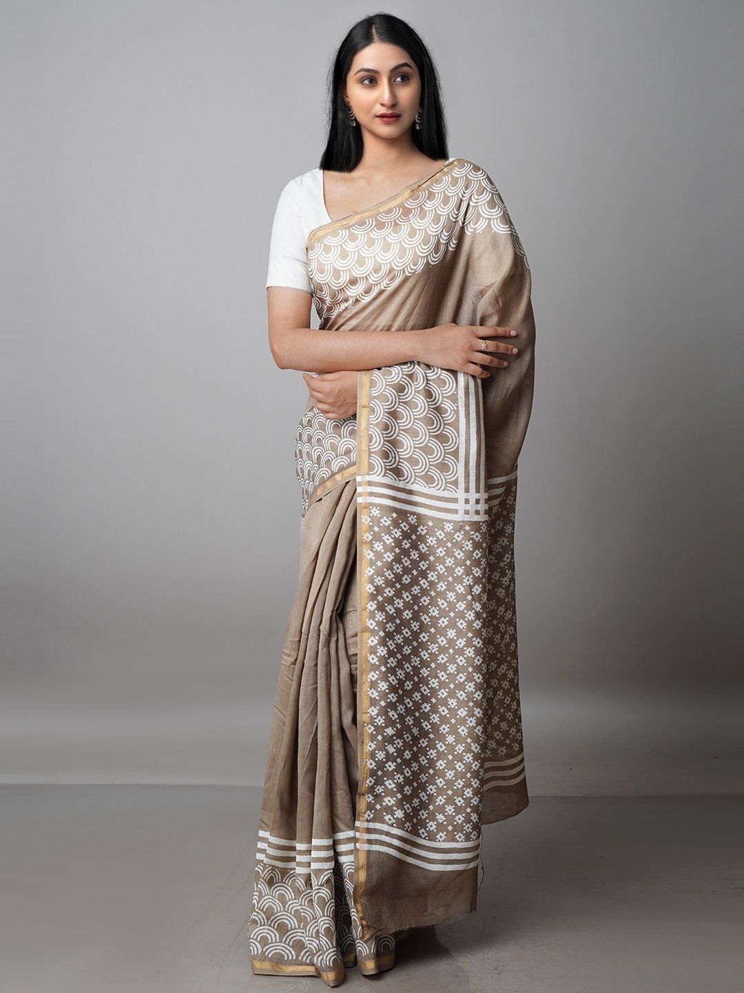 

Unnati Silks Ethnic Motifs Zari Chanderi Saree, Brown