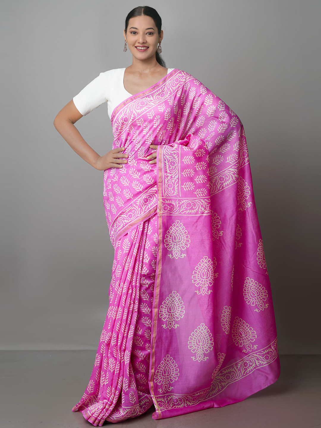 

Unnati Silks Floral Zari Chanderi Handloom Saree, Pink